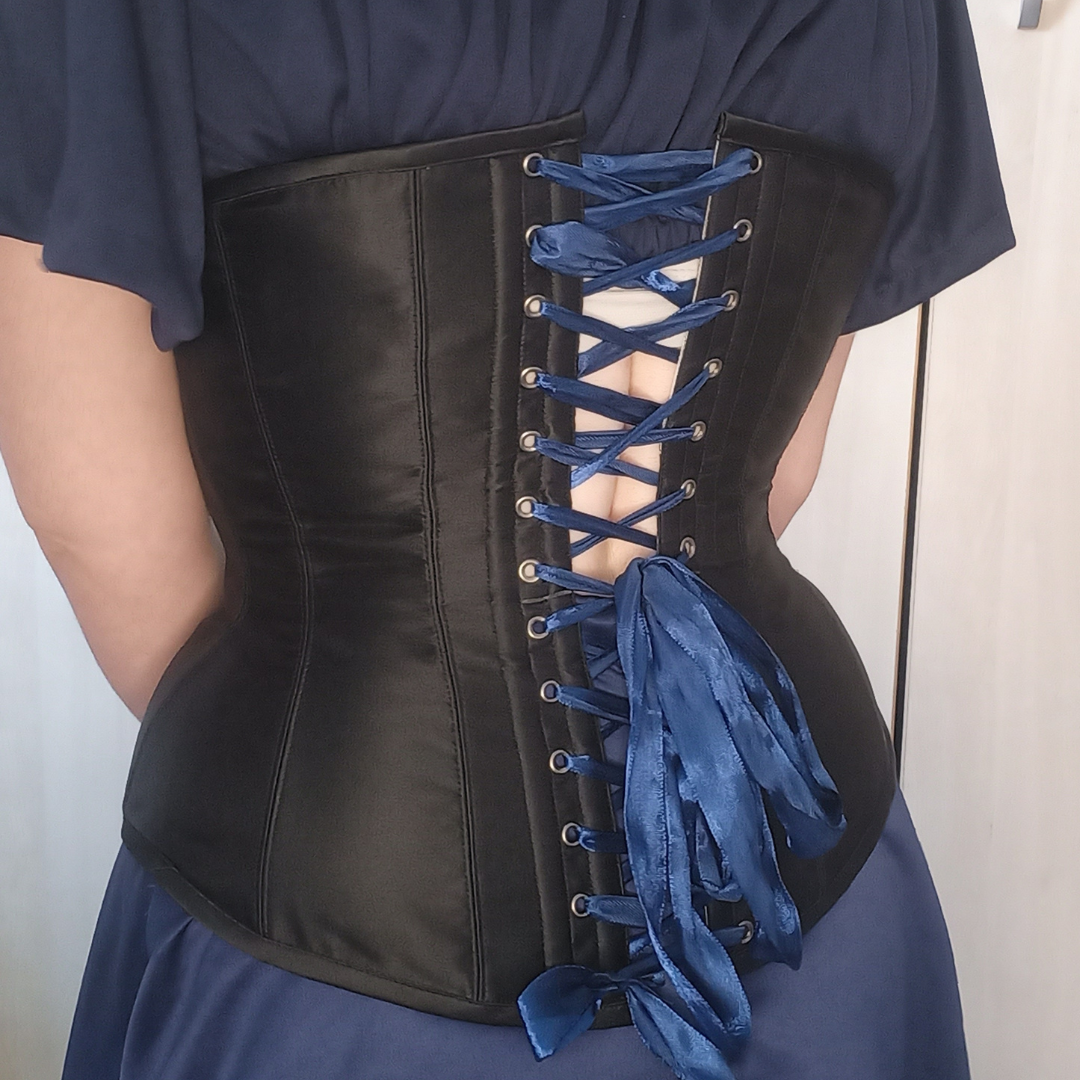 Sonya Black Underbust corset