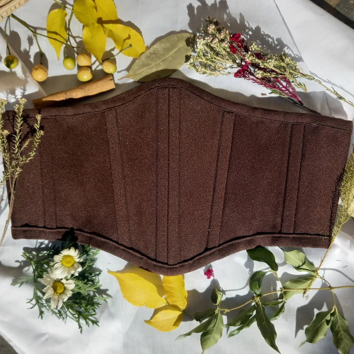 Underbust corset belt